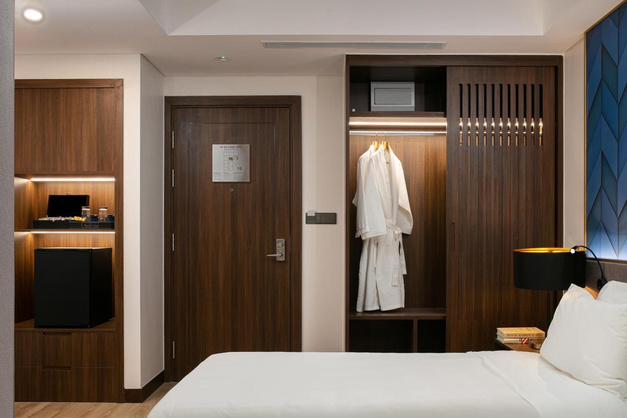 Moevenpick Living West Hanói Quarto foto